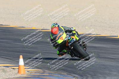 media/Dec-05-2024-Racers Edge (Thu) [[e102e0690b]]/3-B Group/Session 1 Turn 8 Backside/